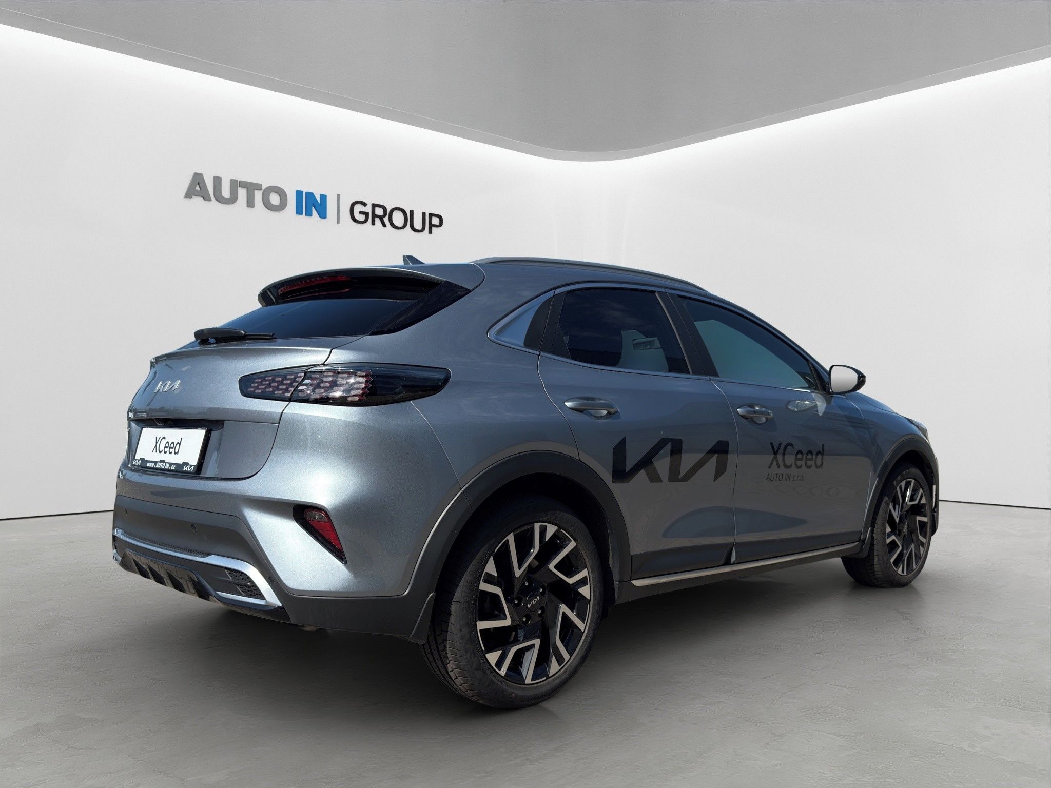 Kia XCee´d, XCeed CD 1,6 T-GDi GPF 7DCT ST - fotka 6