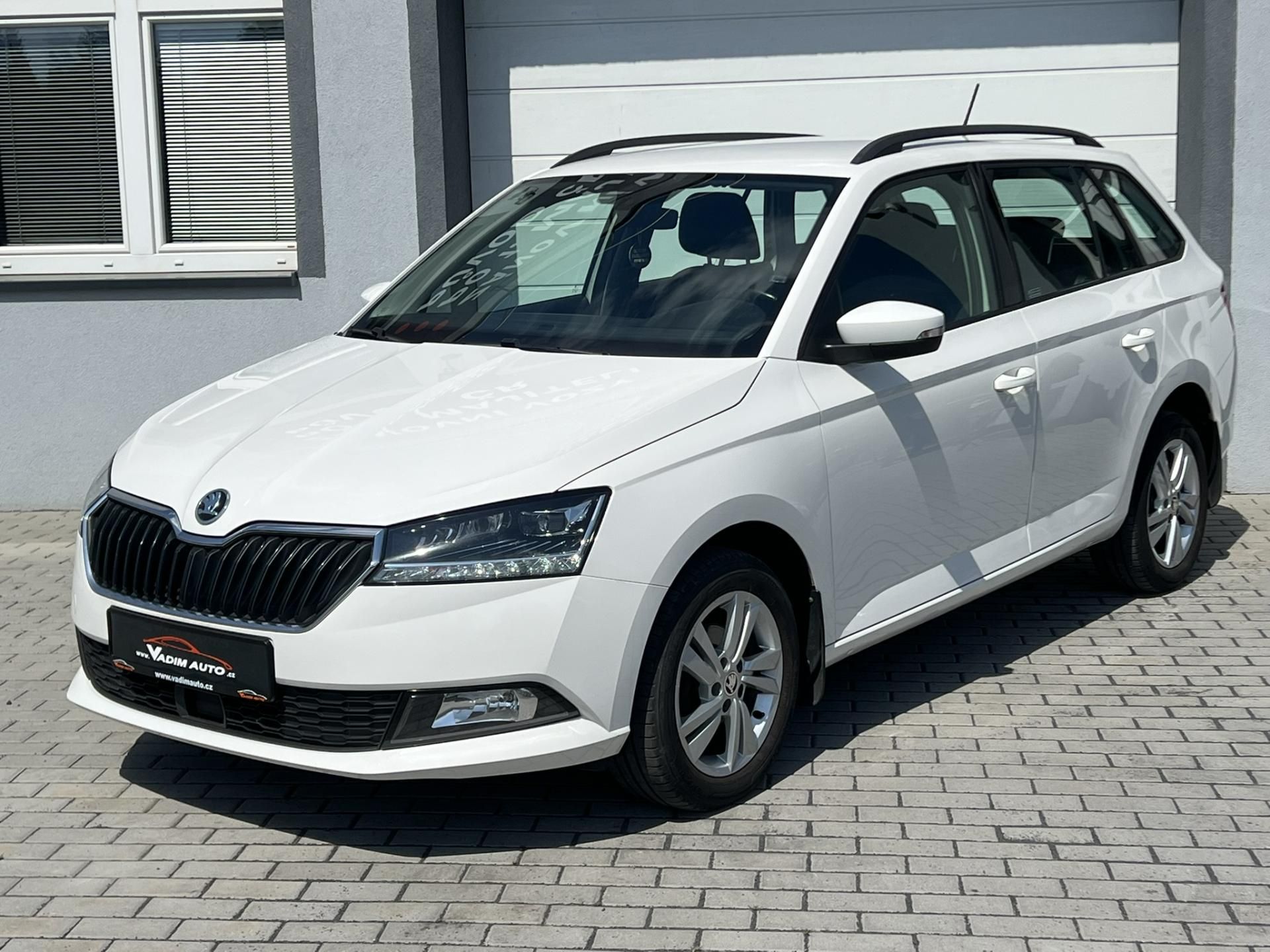 Škoda Fabia, 1.0 TSI 70KW STYLE ČR 1MAJITEL - fotka 2