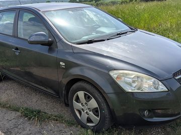 1.4, r2008, 117100km