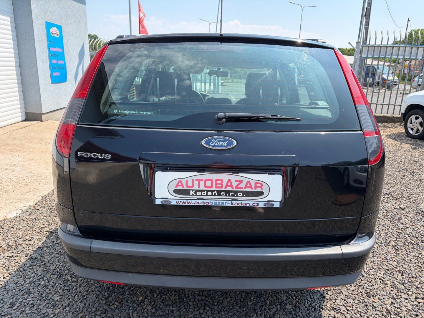 Ford Focus, 1,6 74kW, SERVISKA - fotka 4