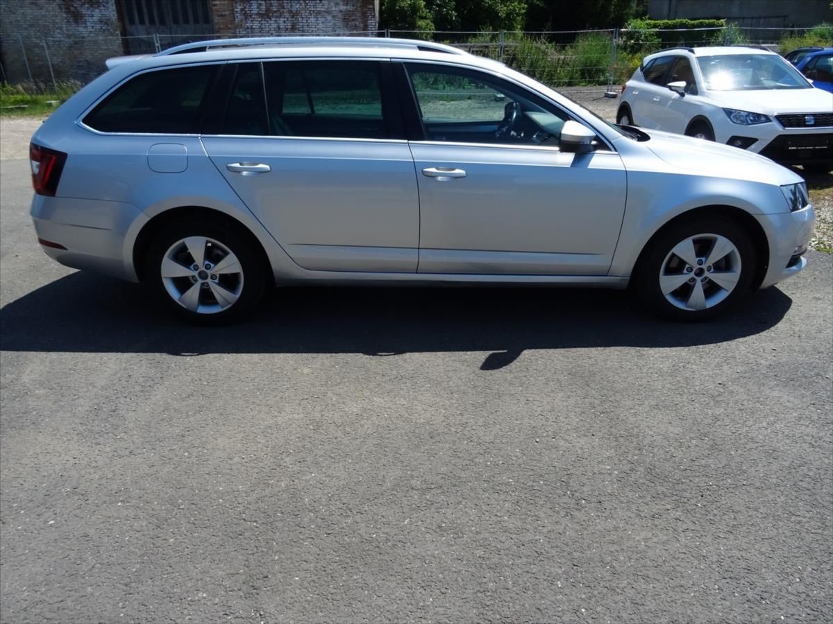 Škoda Octavia, 1,0 TSi 85 kW - fotka 3