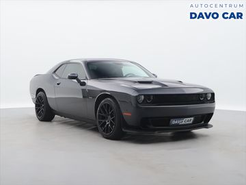 R/T 5,7 Hemi V8 280kW Kůže