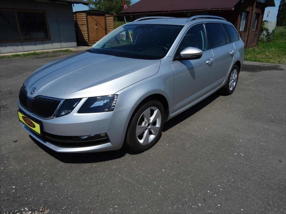 Škoda Octavia, 1,0 TSi 85 kW - fotka 5
