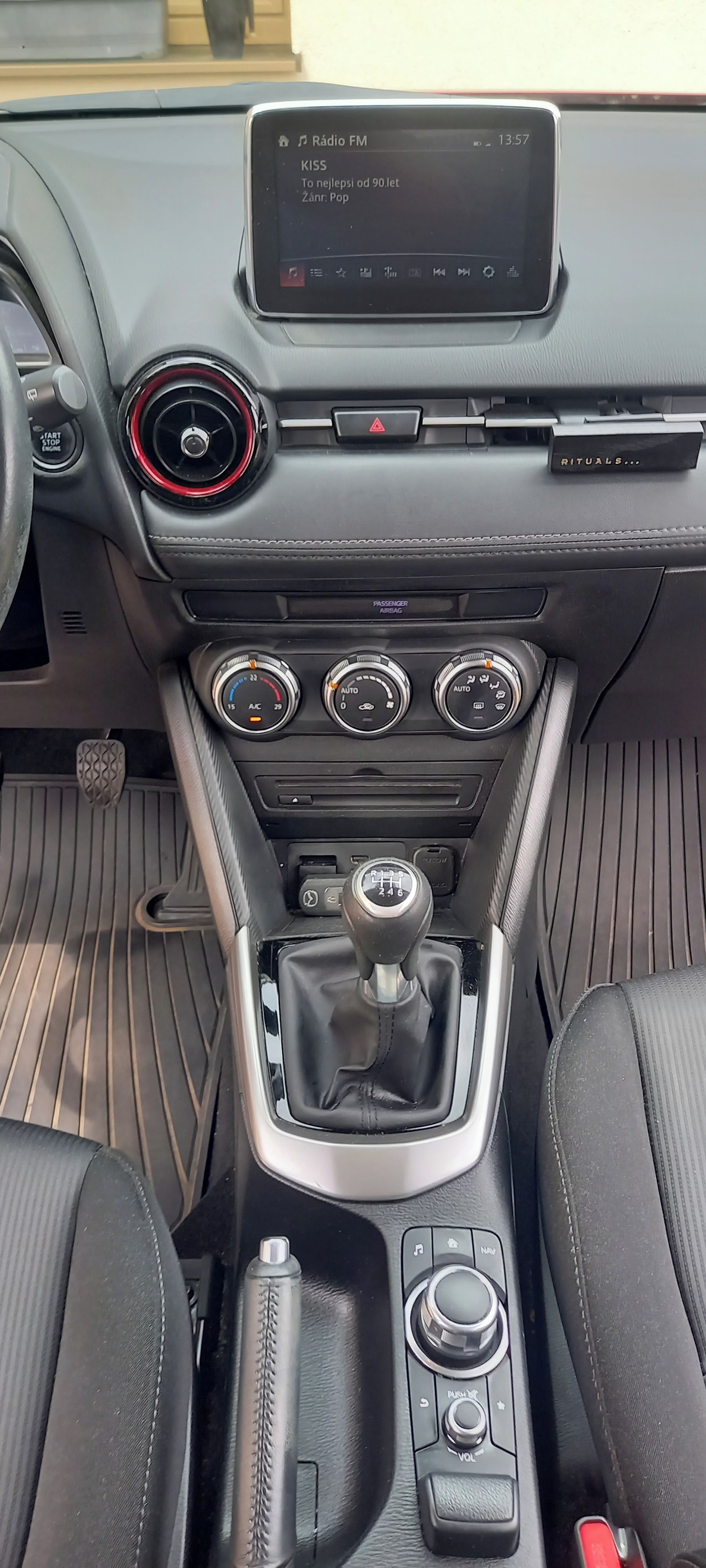 Mazda CX-3, Benzín, 6st.manuál,  ČR původ - fotka 6