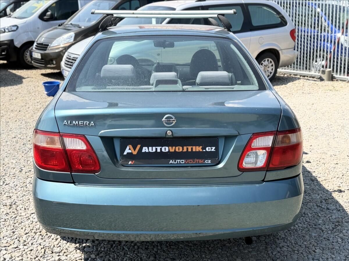 Nissan Almera, 1,8 i - fotka 6