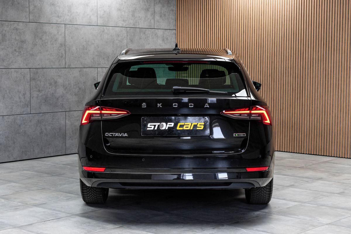 Škoda Octavia, TSI e-TEC DSG*KAMERA*ACC*DPH* - fotka 5