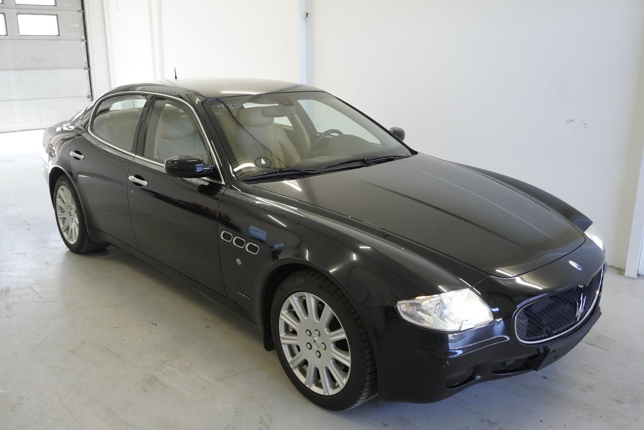 Maserati Quattroporte, 4.2i 295 kW AUTOMAT - fotka 6