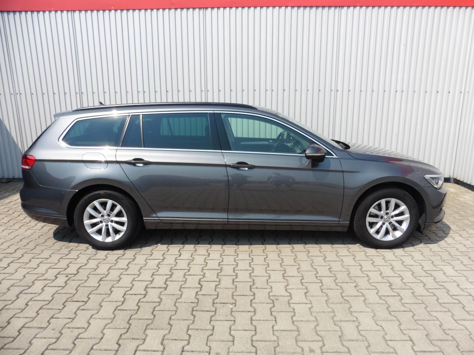 Volkswagen Passat, Variant 1.4 TSi Highline Navi - fotka 4