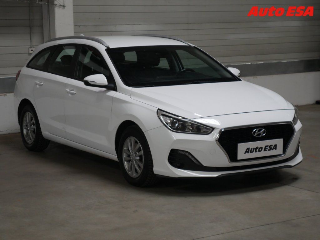 Hyundai i30, 1.6,ČR,AT,AC,temp