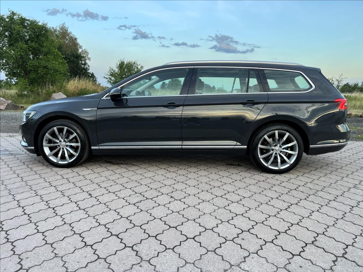 Volkswagen Passat, 2,0 TDI 140kW 4MOT DSG HIGHLIN - fotka 6