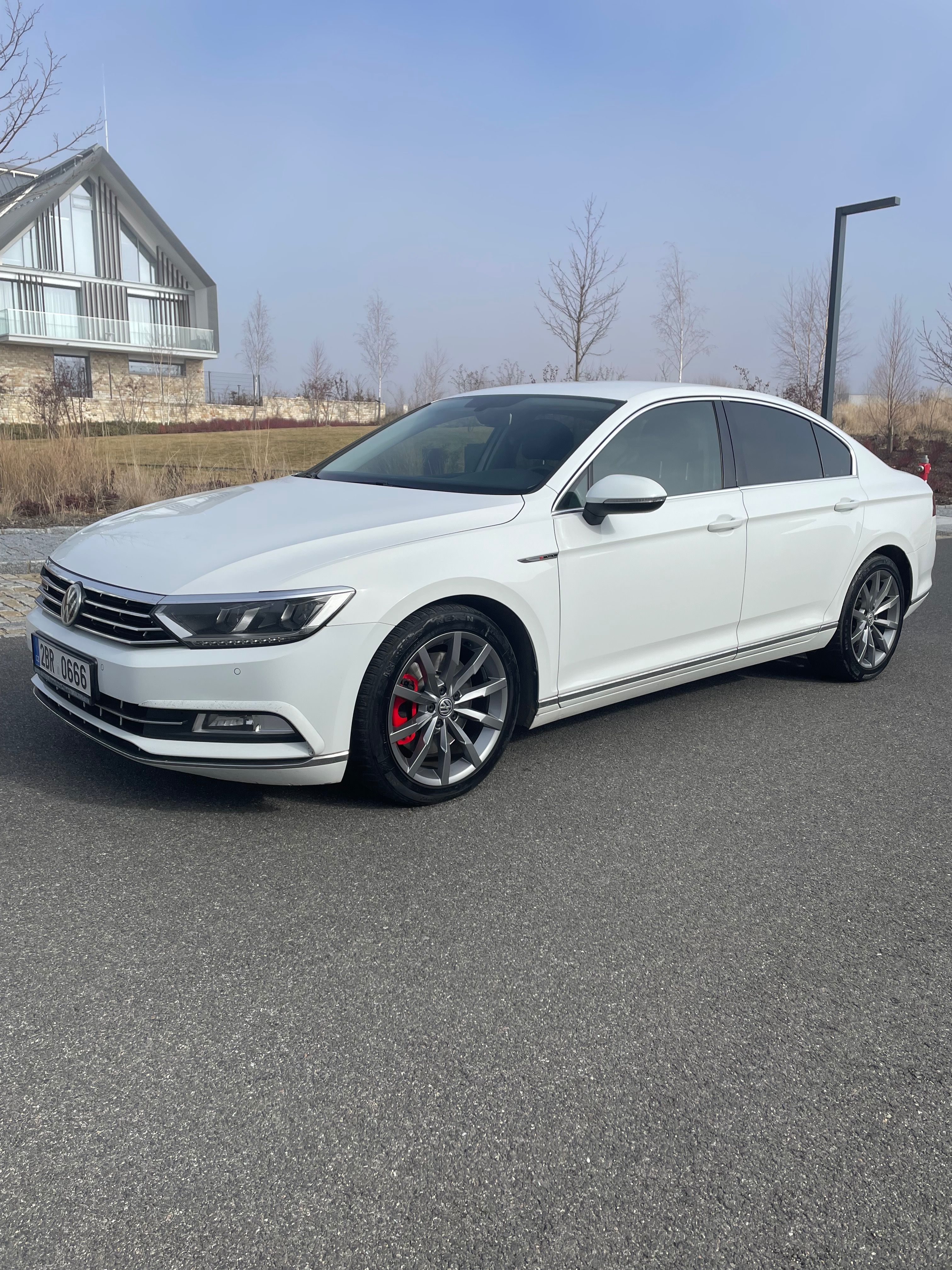 Volkswagen Passat, BiTDI 4Motion DSG Highline Top - fotka 3