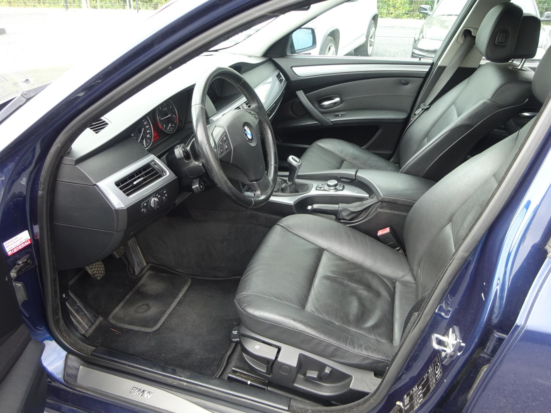 BMW Řada 5, 520d 120kW KŮŽE SERVIS - fotka 4