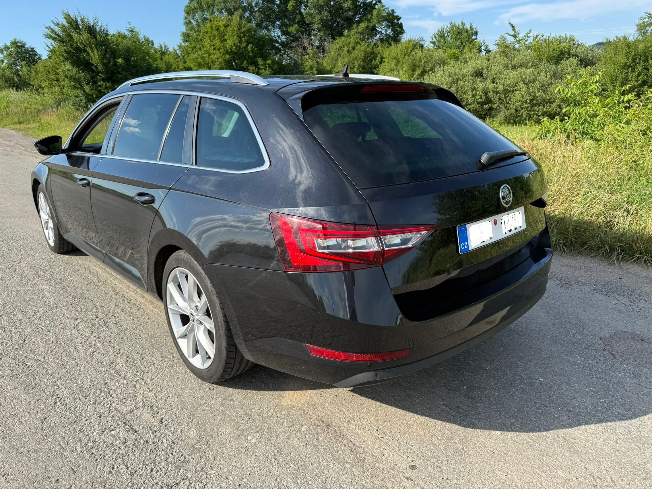 Škoda Superb, Škoda Superb Combi 2.0TDI - fotka 4