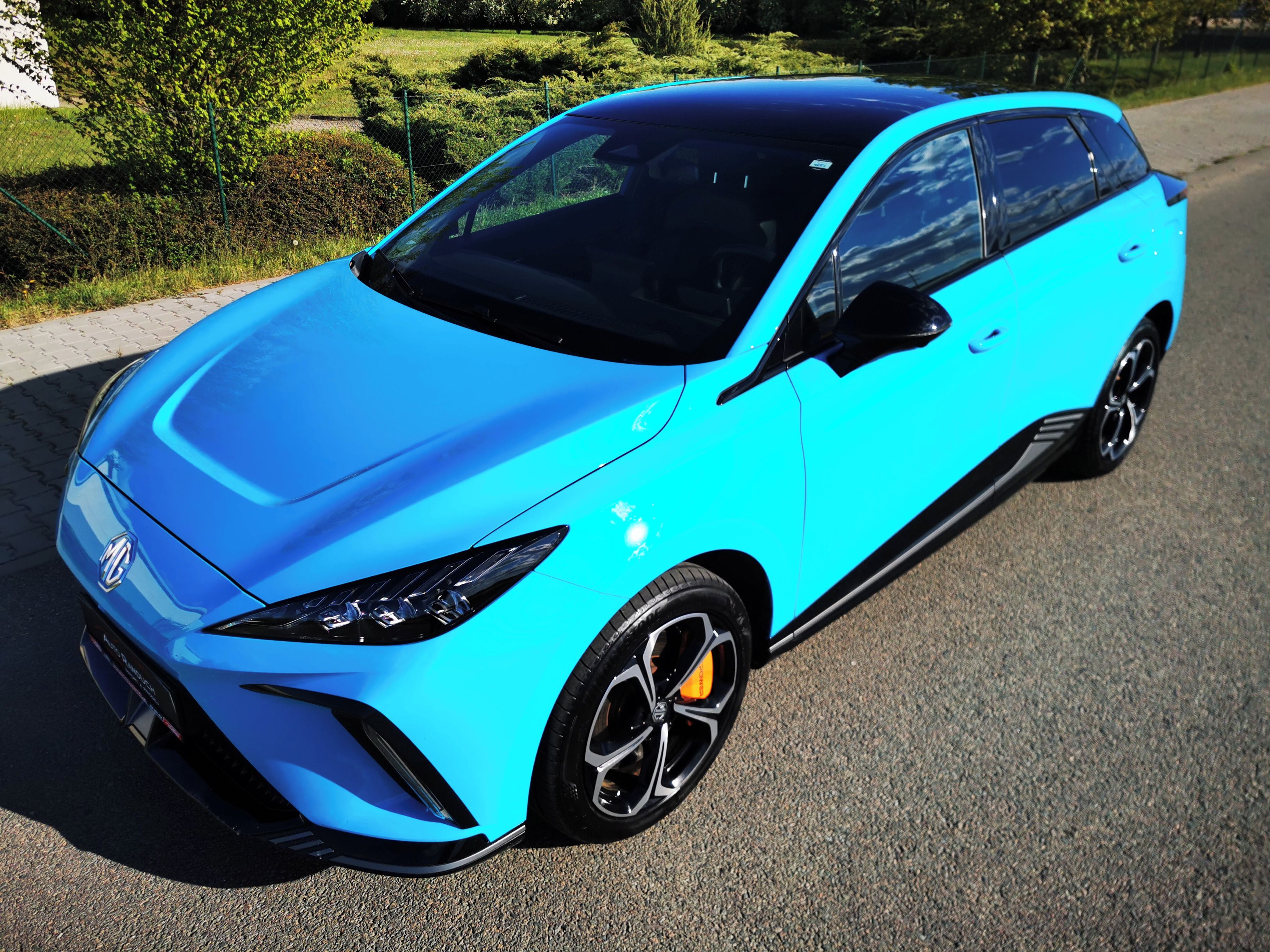 MG MG4, X- POWER 320kw Super Stav - fotka 2