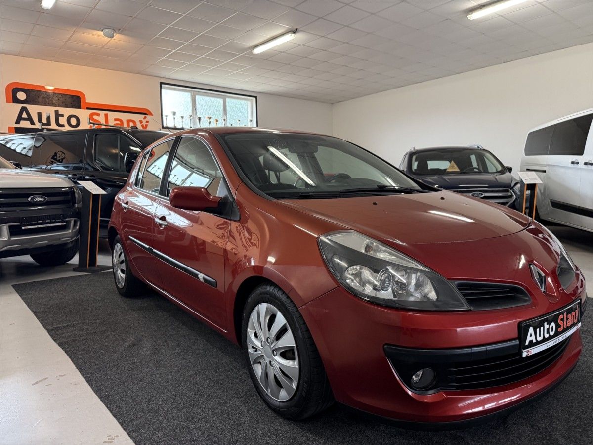 Renault Clio, 1,6 16V klima,nová STK,2x kola - fotka 2