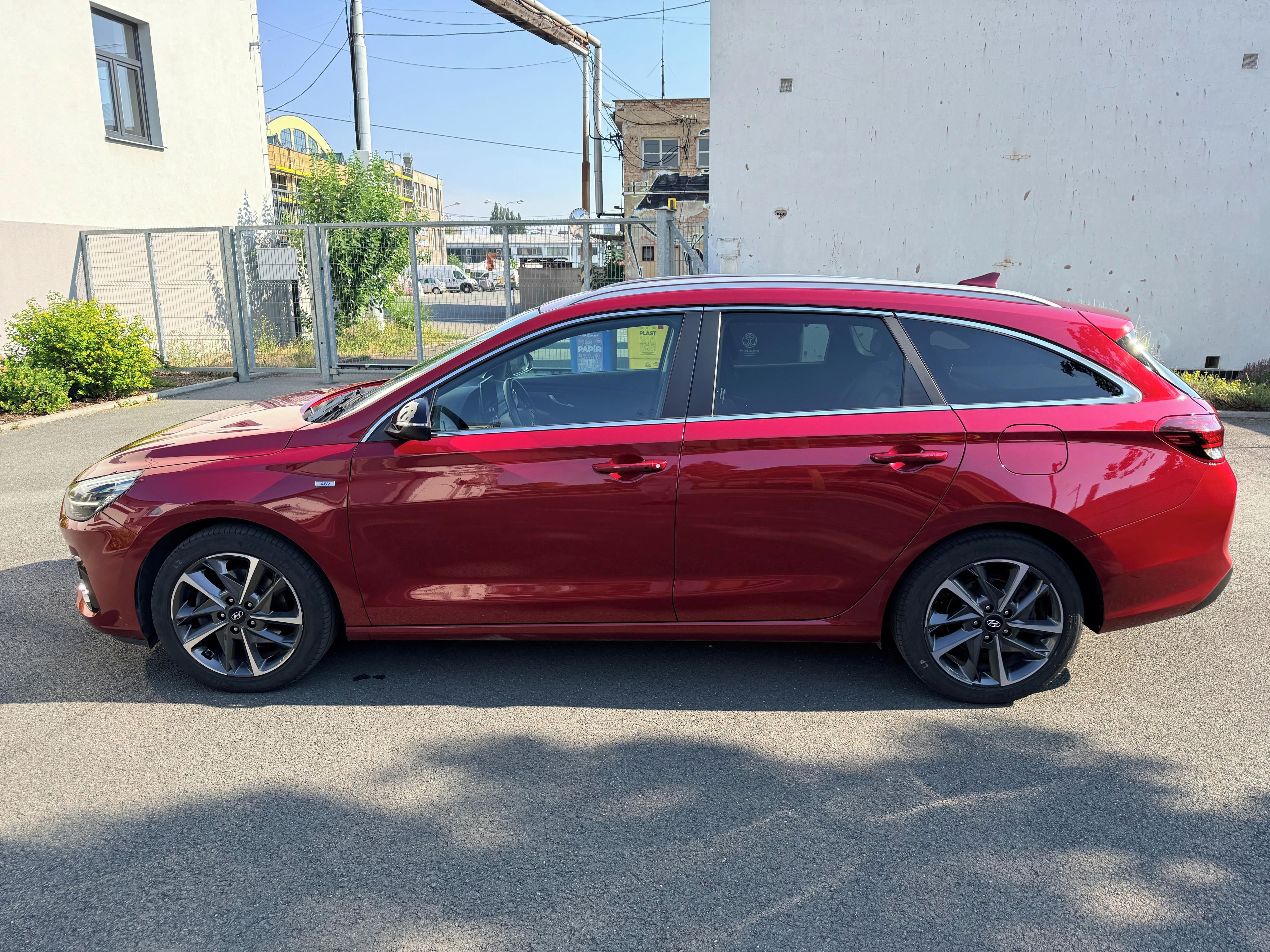 Hyundai i30, 1.5 T-GDI automat - fotka 6