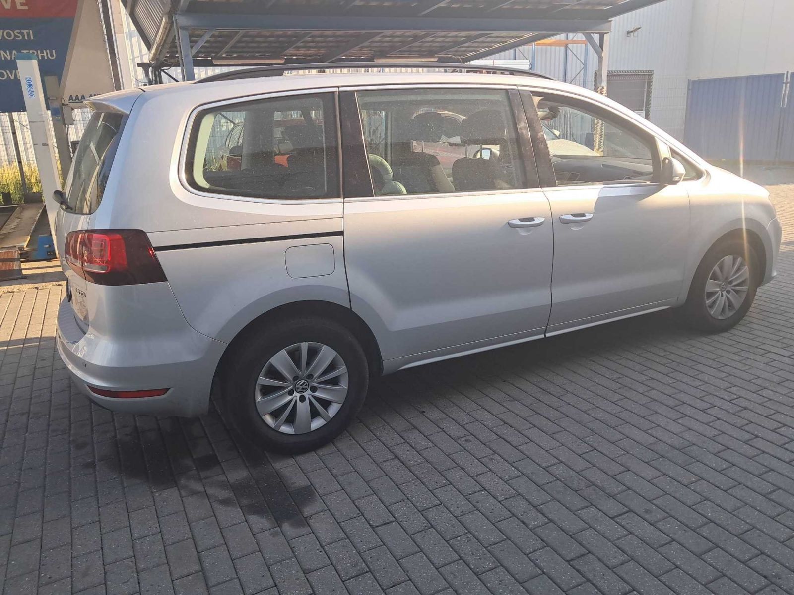 Volkswagen Sharan, 2.0 TDI BMT, Automat - fotka 2