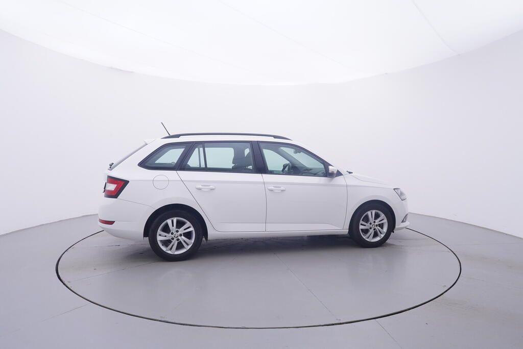 Škoda Fabia, Tour 1.0 TSI 70 kW - fotka 6