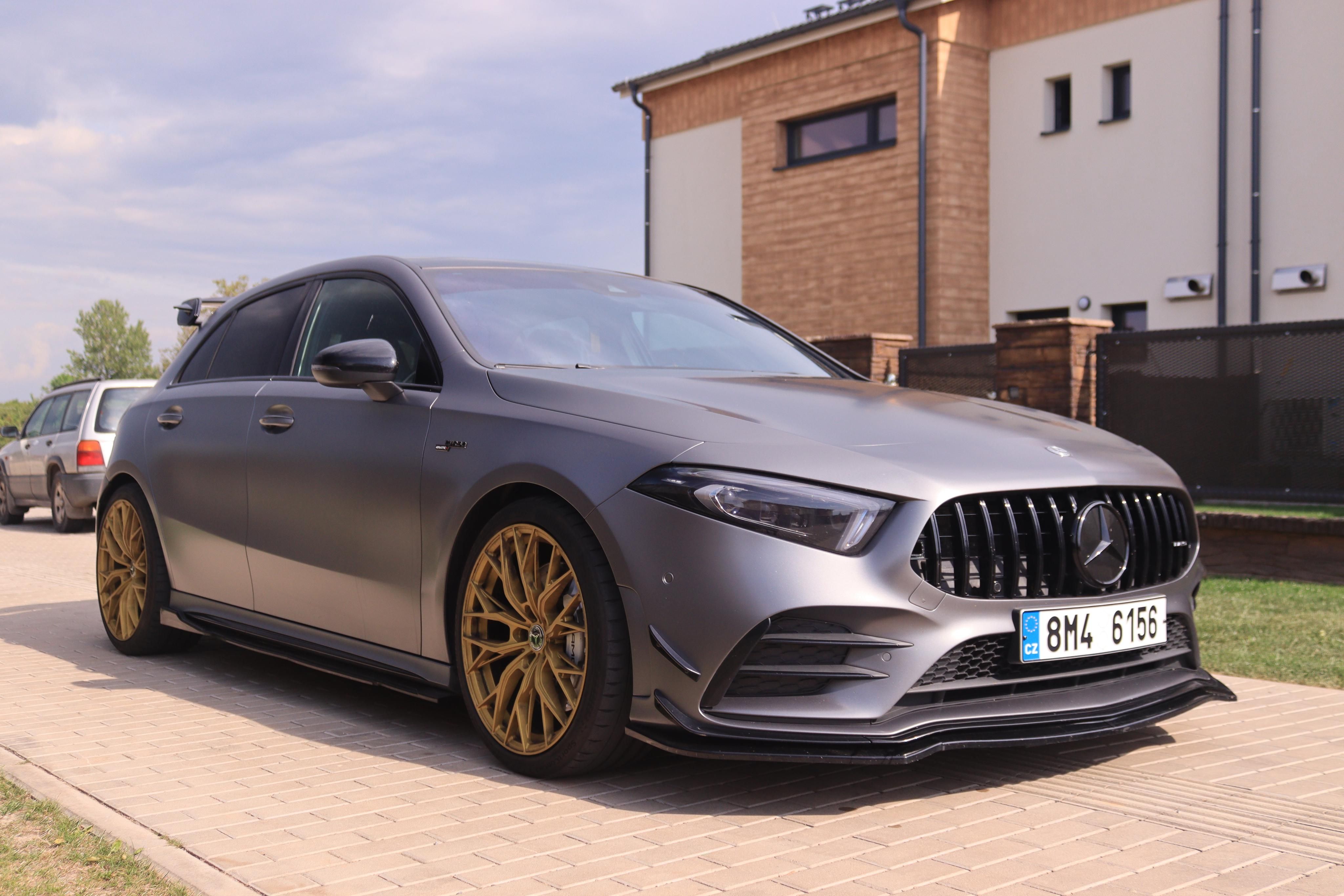Mercedes-Benz Třídy A, Mercedes-AMG A 35 4MATIC+