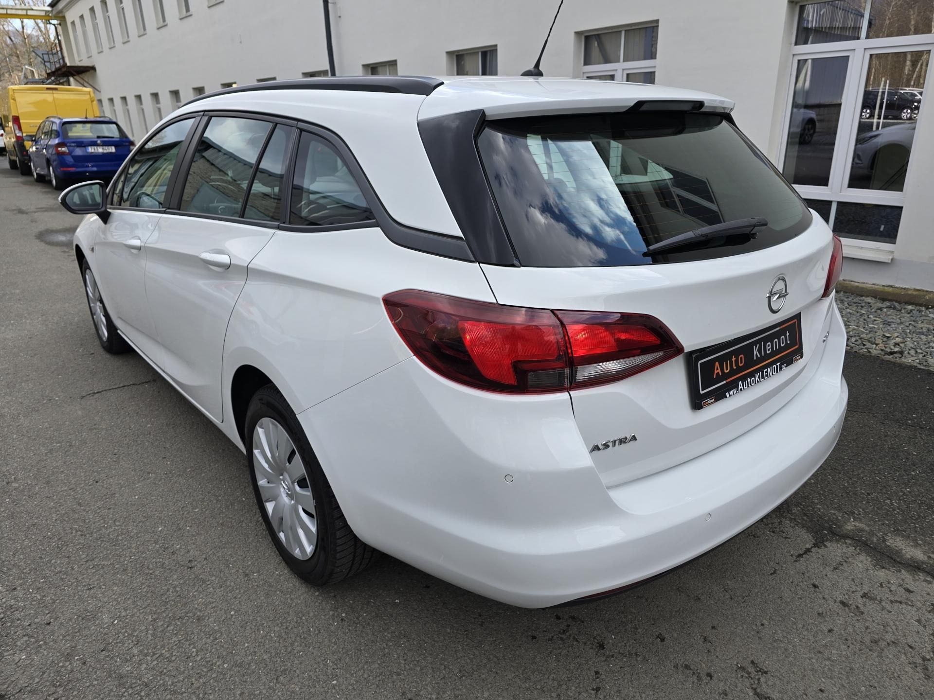 Opel Astra, 1.6CDTI 81kW ENJOY DIGIKLIMA - fotka 5