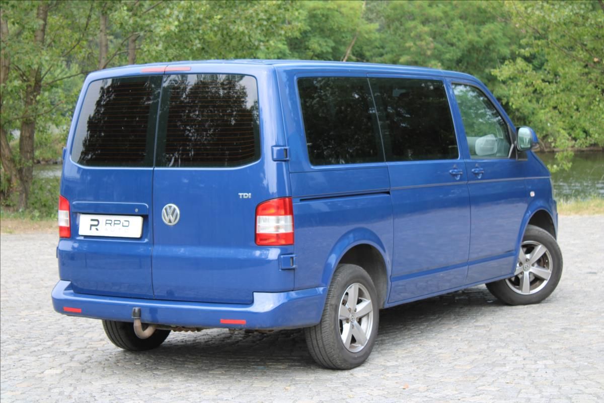 Volkswagen Transporter, 2.0 TDI / 9Míst / 140PS / Tažn - fotka 2