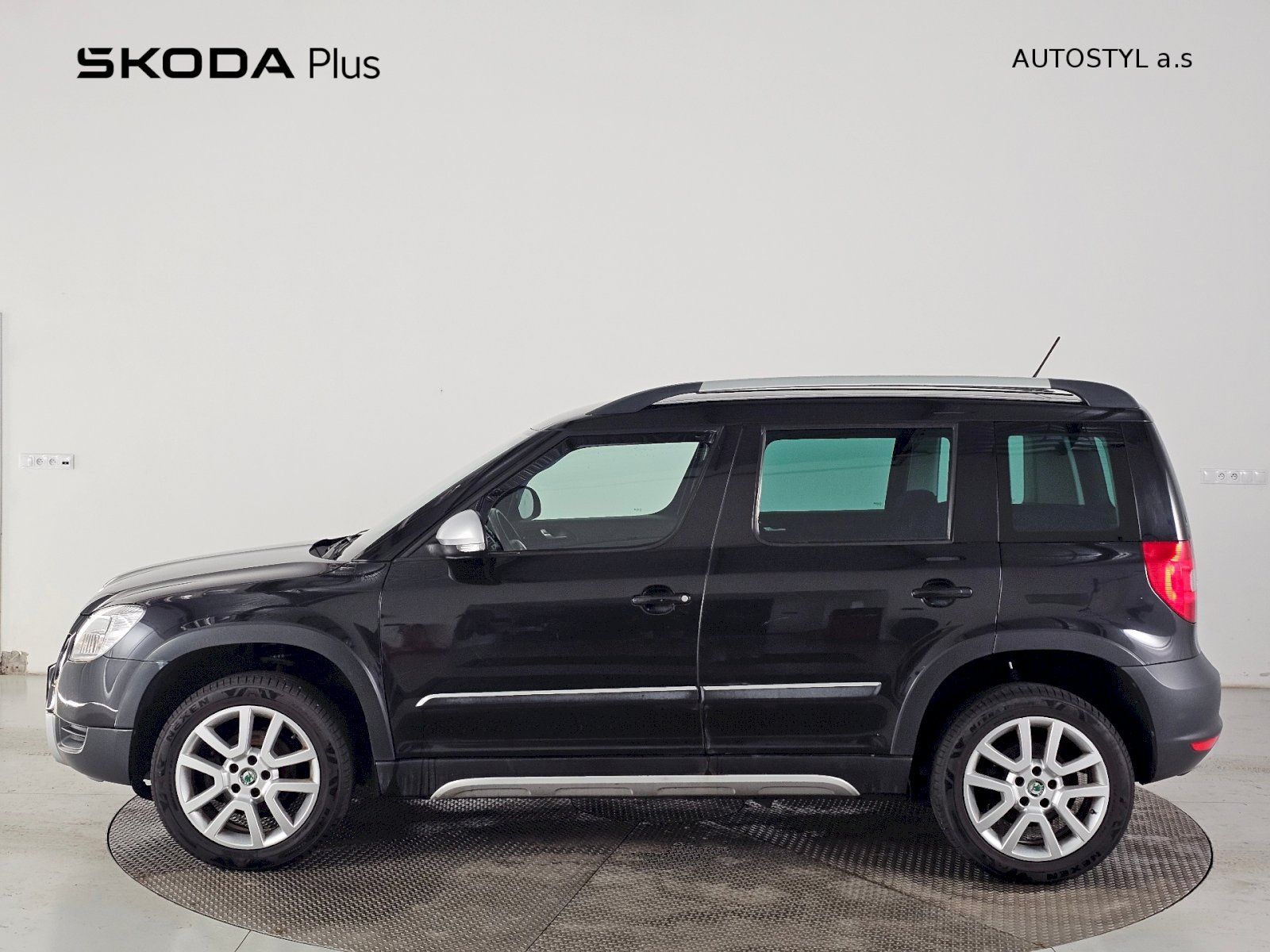 Škoda Yeti, 1.4TSI 90kW AMBITION EXTRA - fotka 3