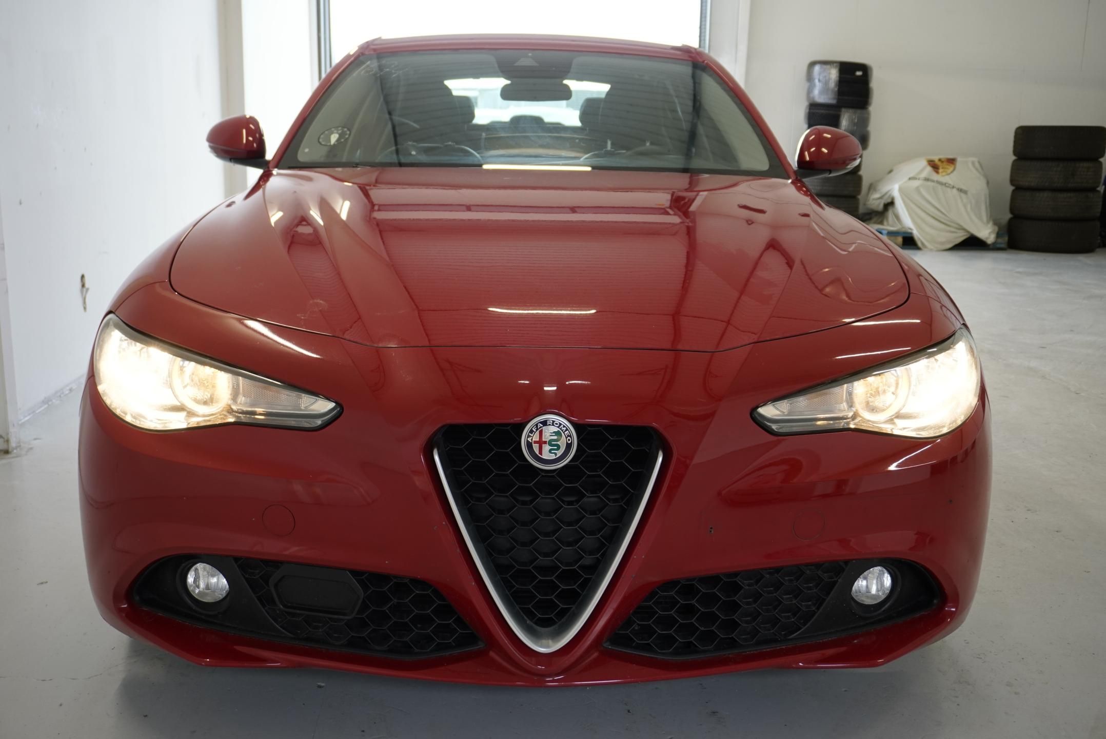 Alfa Romeo Giulia, 2.0 TURBO 147kW, 66 000KM !!! - fotka 2