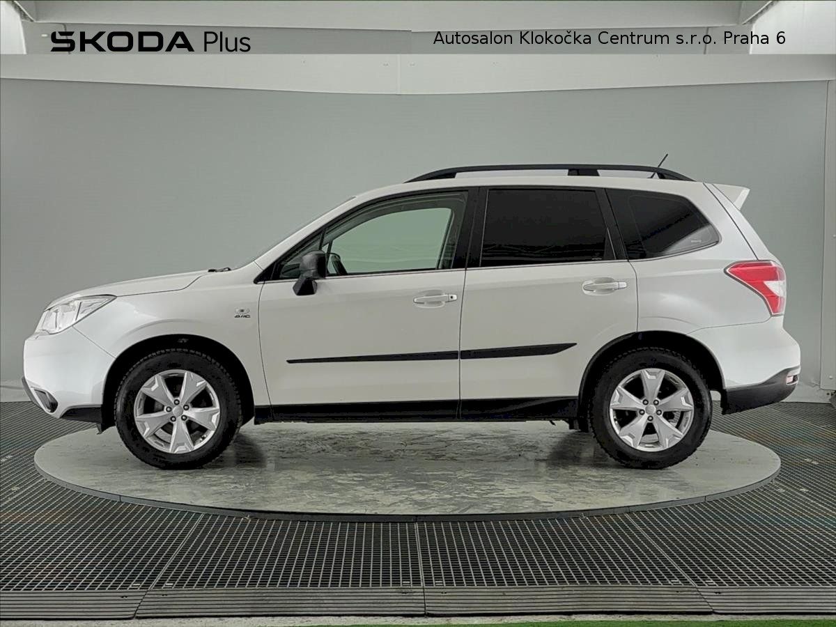Subaru Forester, D108 kW Active 4x4 - fotka 3