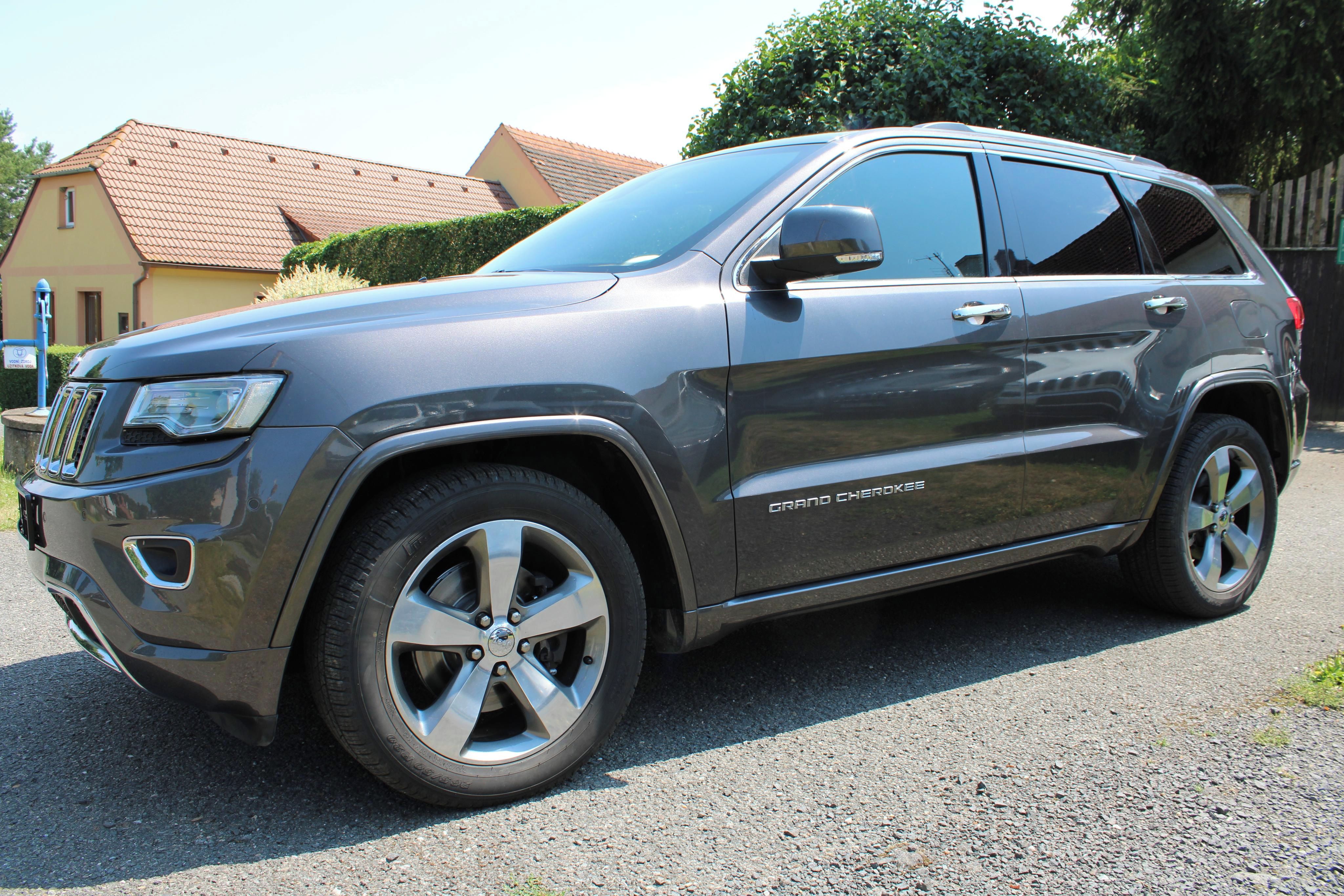 Jeep Grand Cherokee, 3.0 CRD Overland - fotka 2