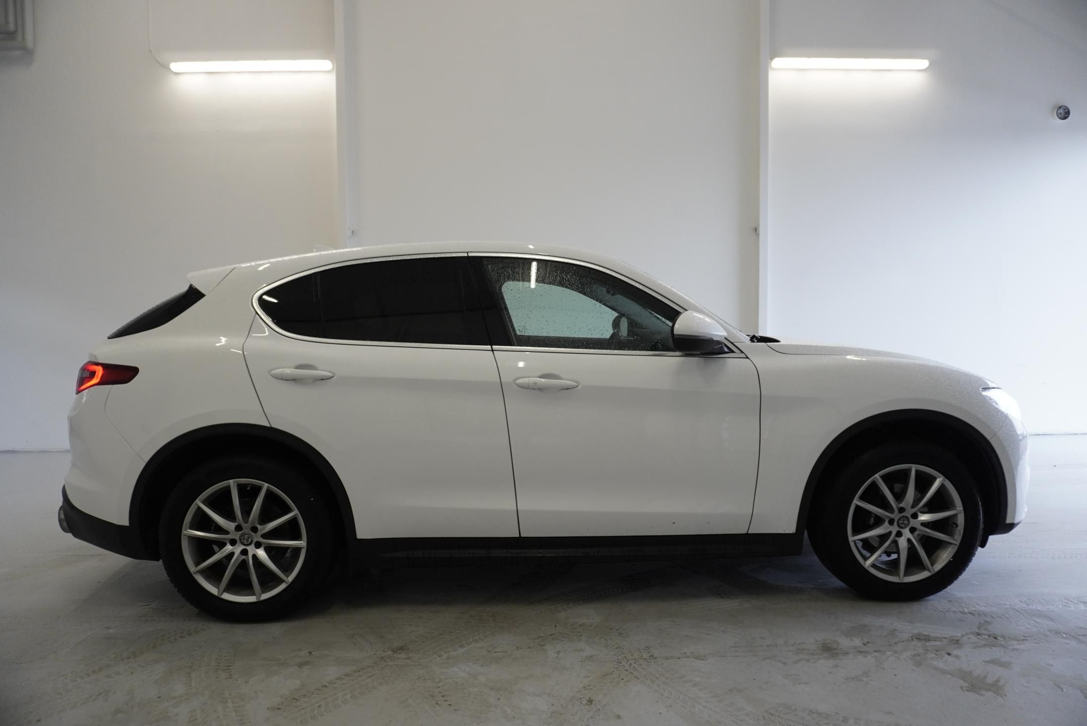 Alfa Romeo Stelvio, 2.0 TB 206kW Q4 FIRST EDITION - fotka 5
