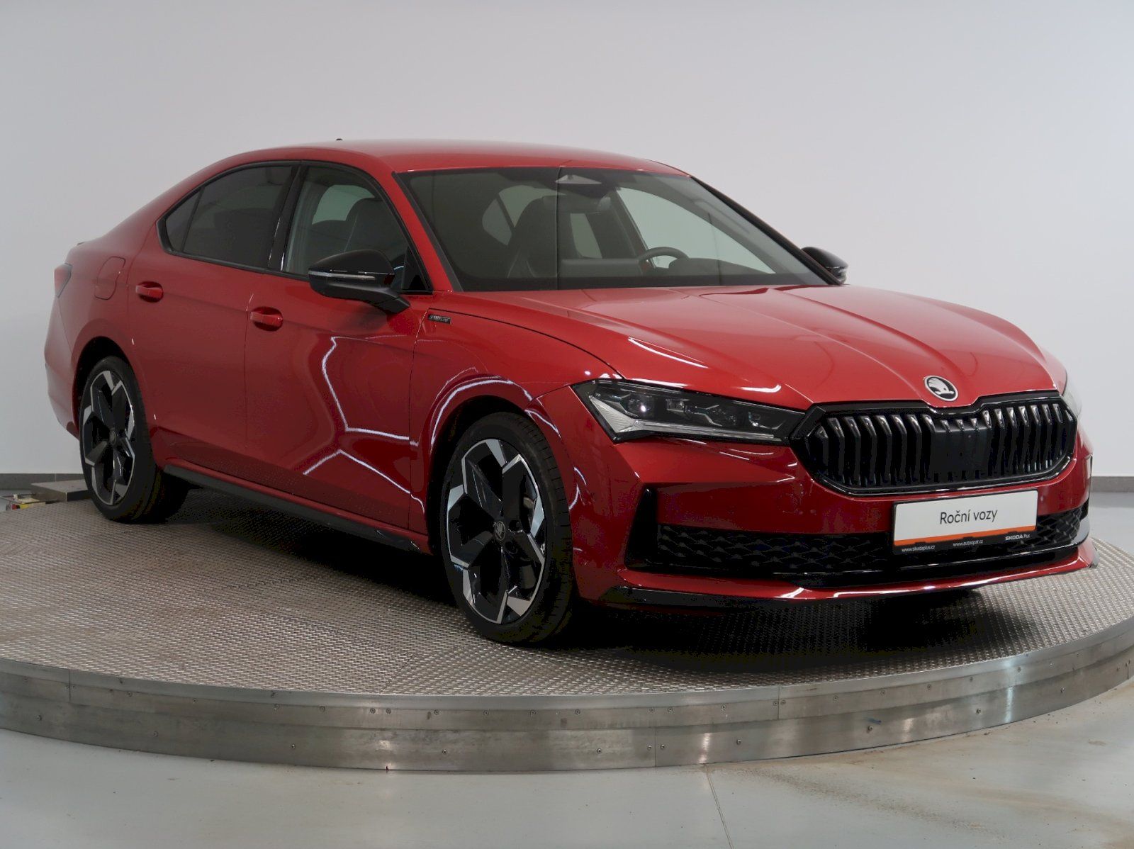Škoda Superb, SPORTLINE 2.0TSI 195KW 4x4 DSG - fotka 6