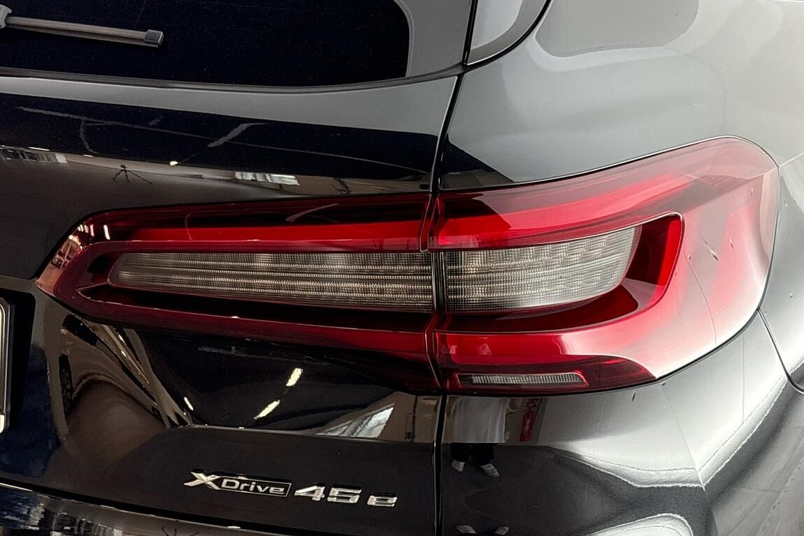 BMW X5, xDrive45e - fotka 5
