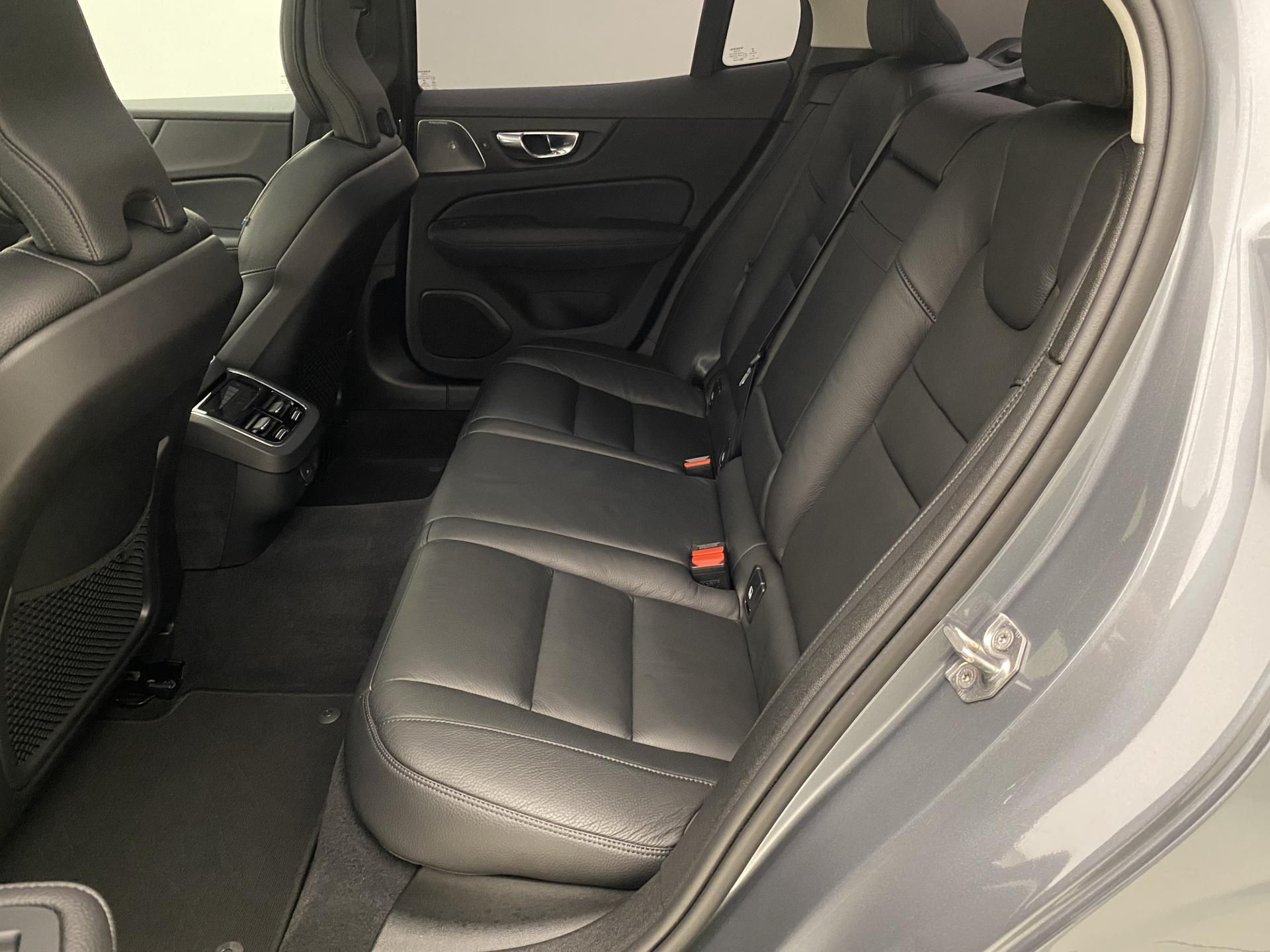Volvo S60, B5 INSCRIPTION AUT - fotka 5