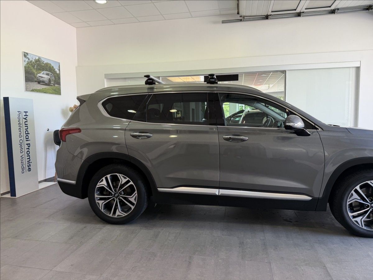 Hyundai Santa Fe, 2,2 CRDi 8AT 7S Premium Luxury - fotka 5