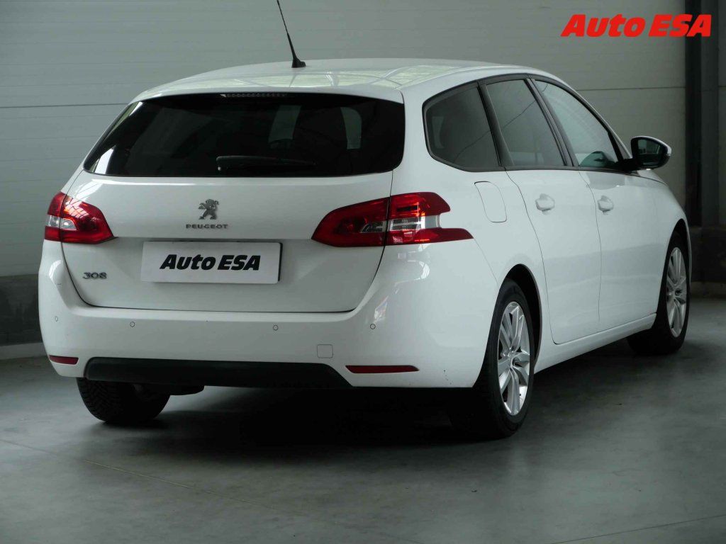 Peugeot 308, 1.2 T,ČR - fotka 4