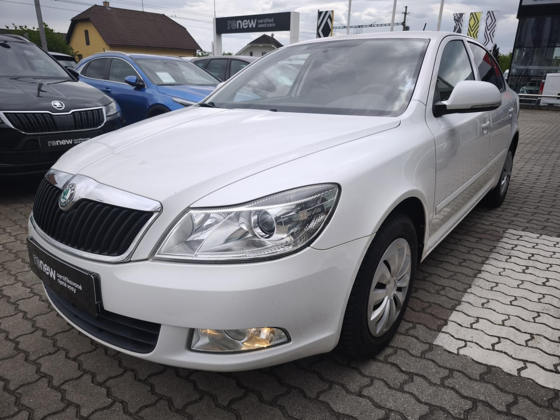 Škoda Octavia, 2011 ČR 1.6 TDI 77kW - fotka 3
