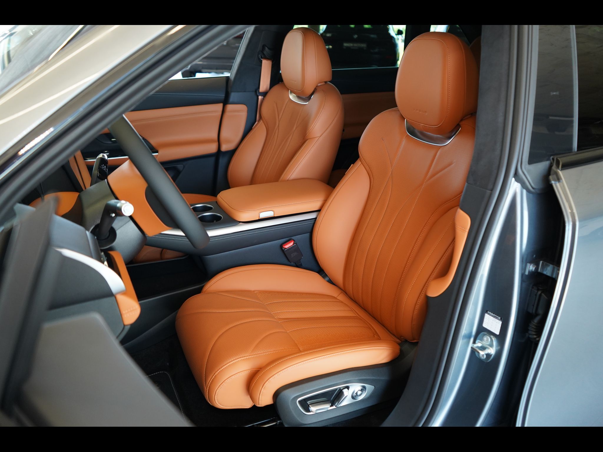 XPENG G9, AWD Performance - 575 HP !!! - fotka 3
