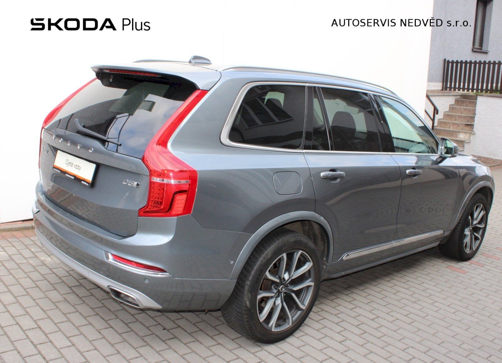 Volvo XC90, 2,0TD/173kW 4x4 , 8 AT Inscrip - fotka 2