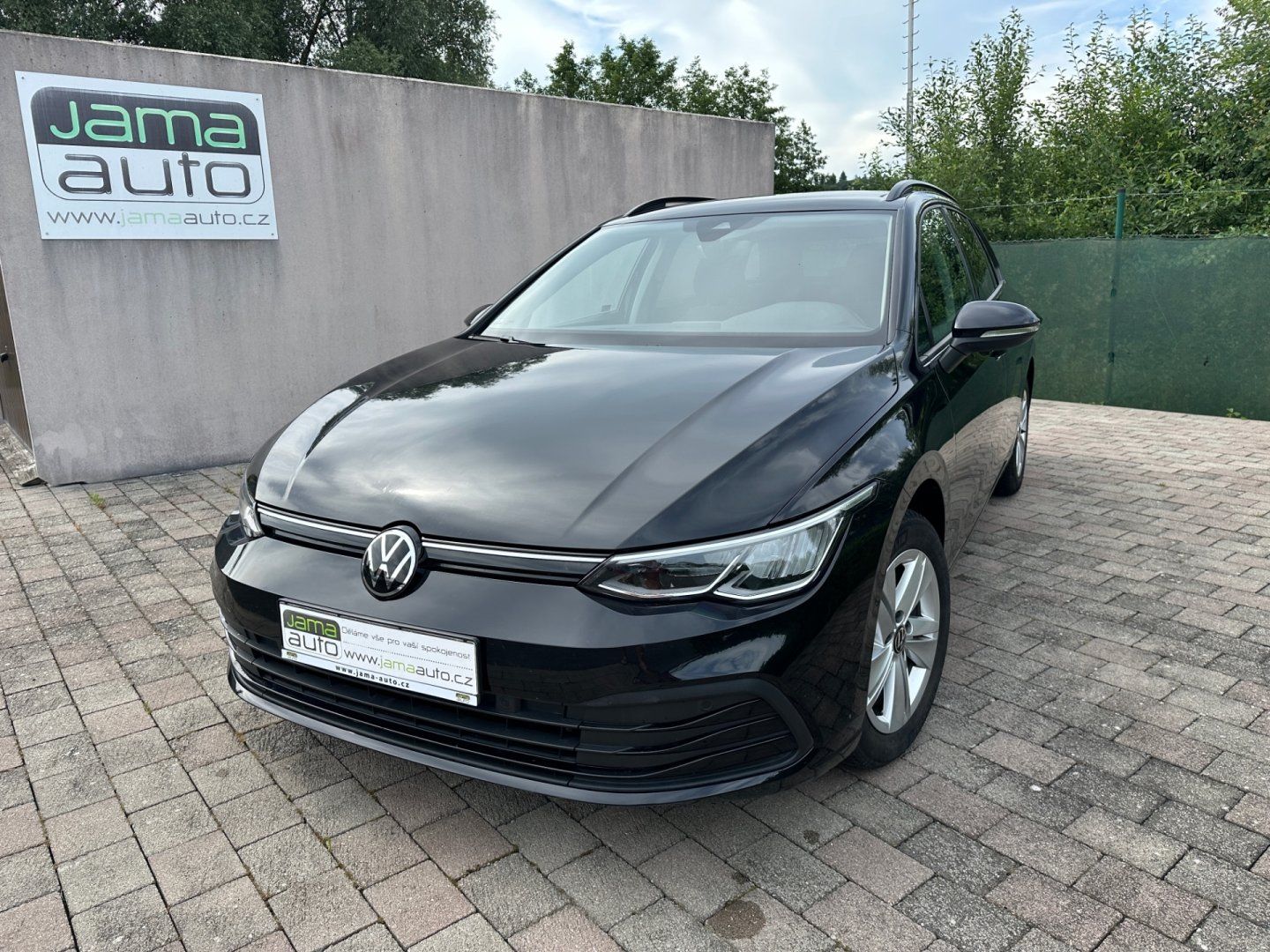 Volkswagen Golf Variant, 2,0TDI 85kW LIFE MANUÁL DPH - fotka 2