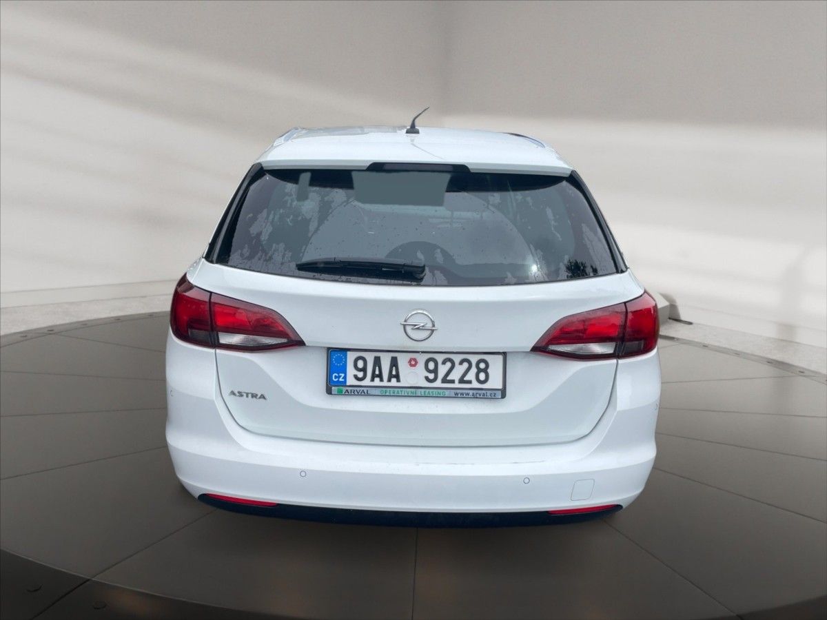 Opel Astra, 1,5 CDTi 77 Edition - fotka 5