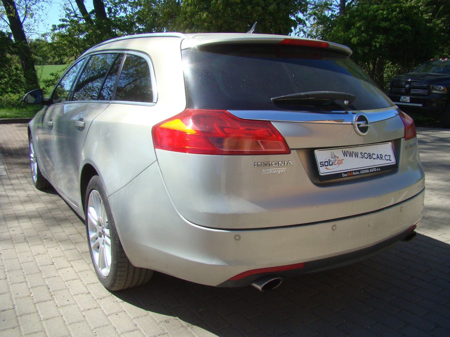 Opel Insignia, 2.0T 162kW 4x4 - fotka 5