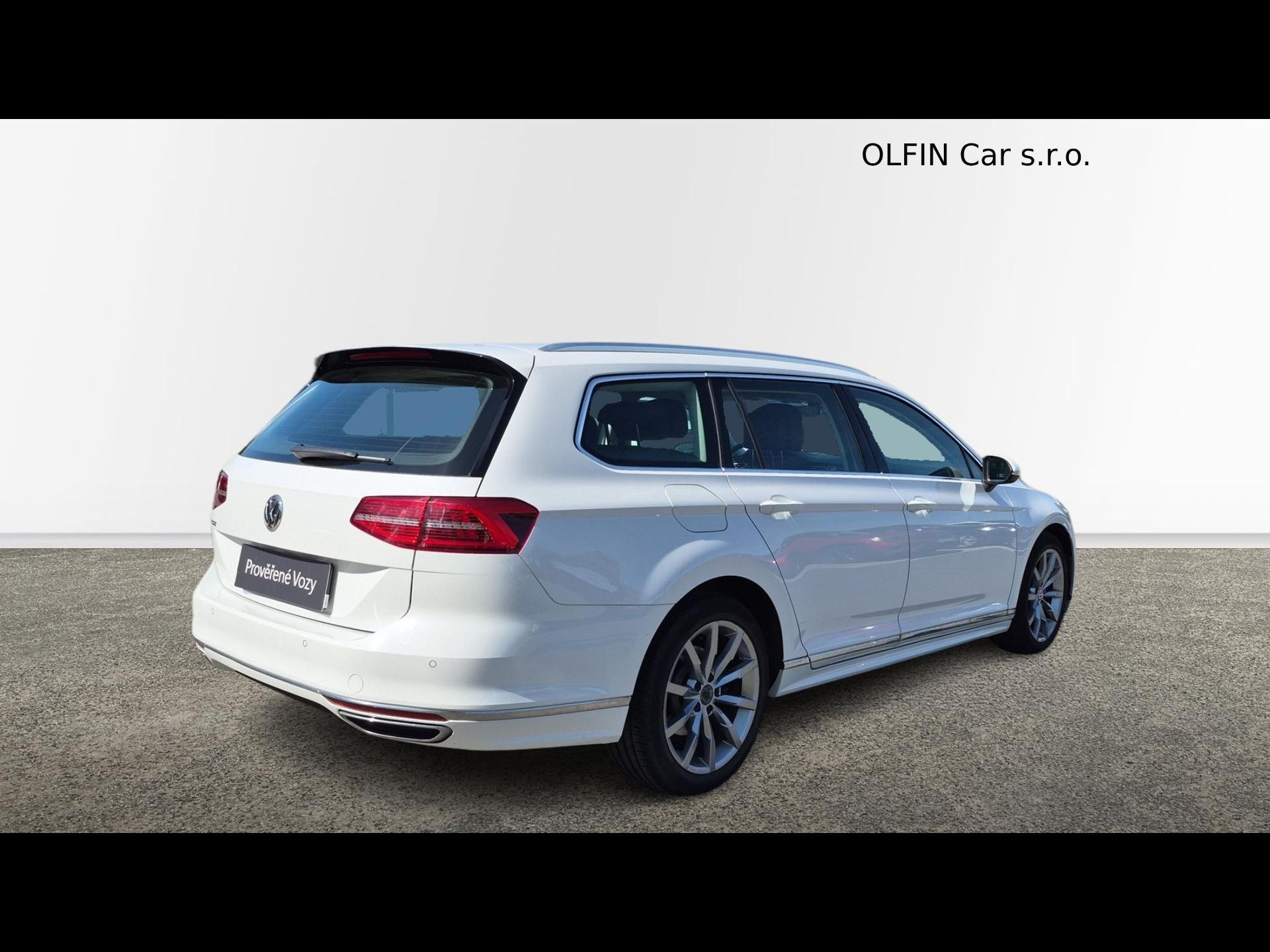 Volkswagen Passat, 2.0 TDI 110kw R-Line - fotka 2