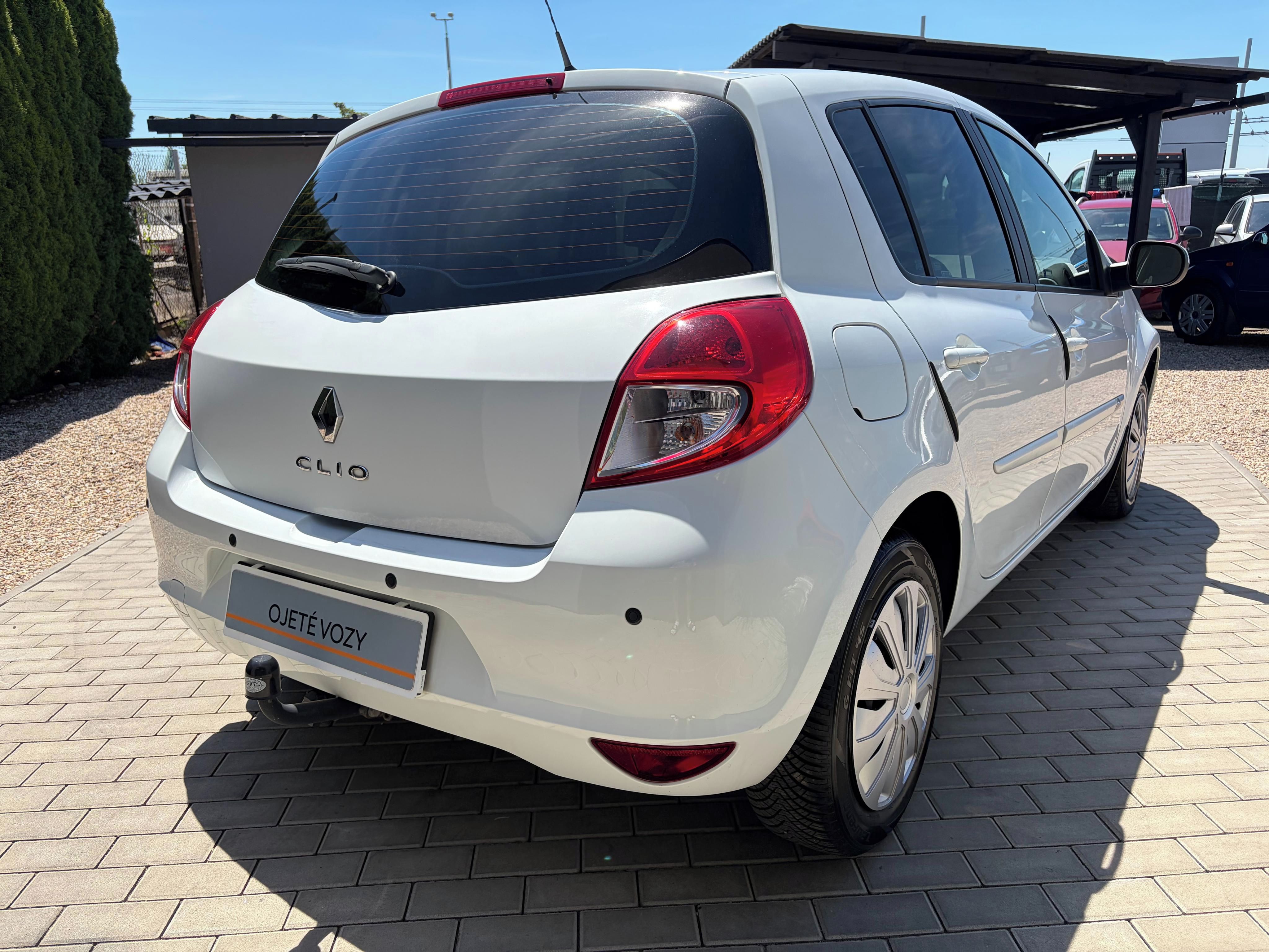Renault Clio, 1.2i 16V 55KW, Tažné, Senzory - fotka 4