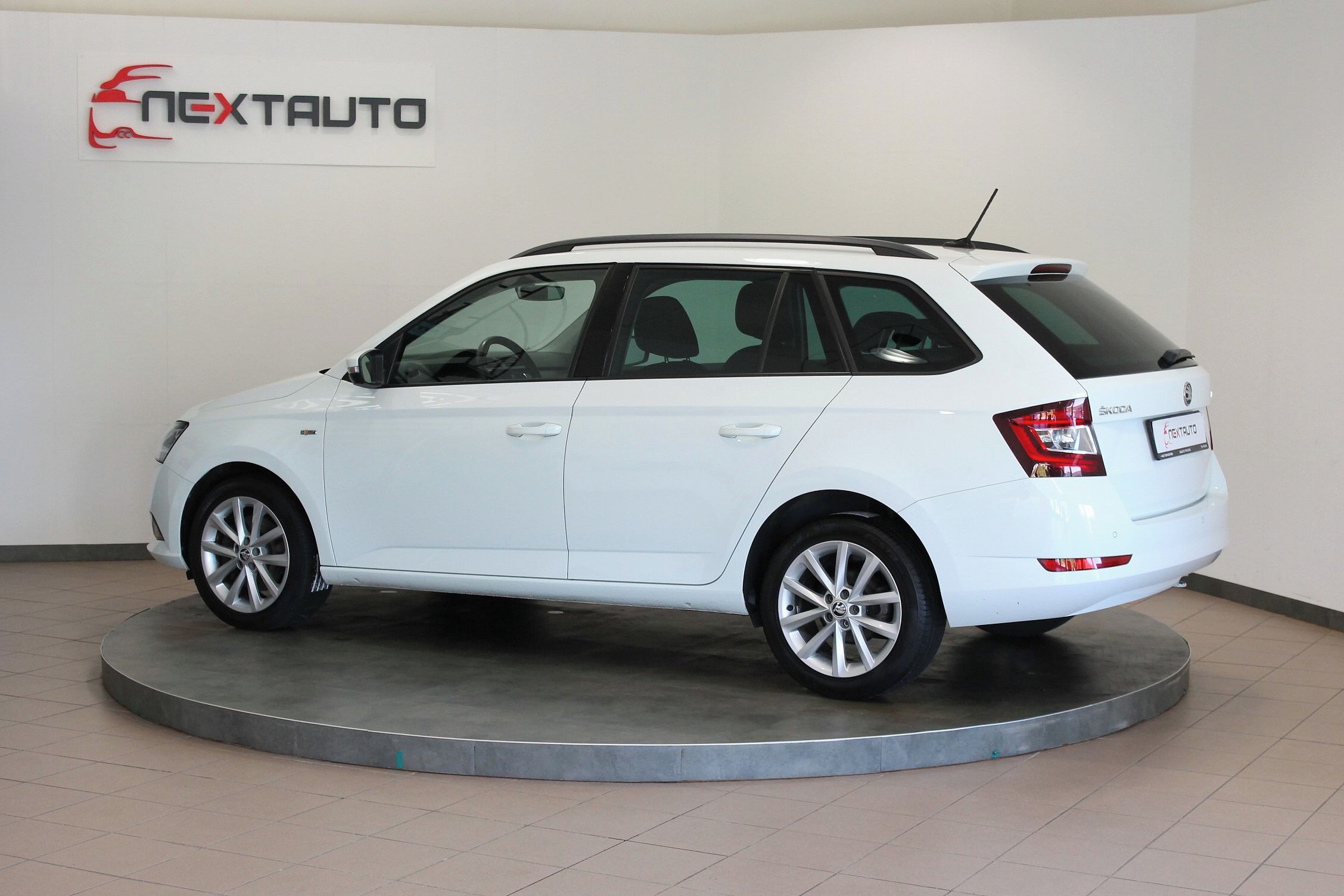 Škoda Fabia, 1.0 TSI 81kW SOLEIL, 1.MAJITEL - fotka 3