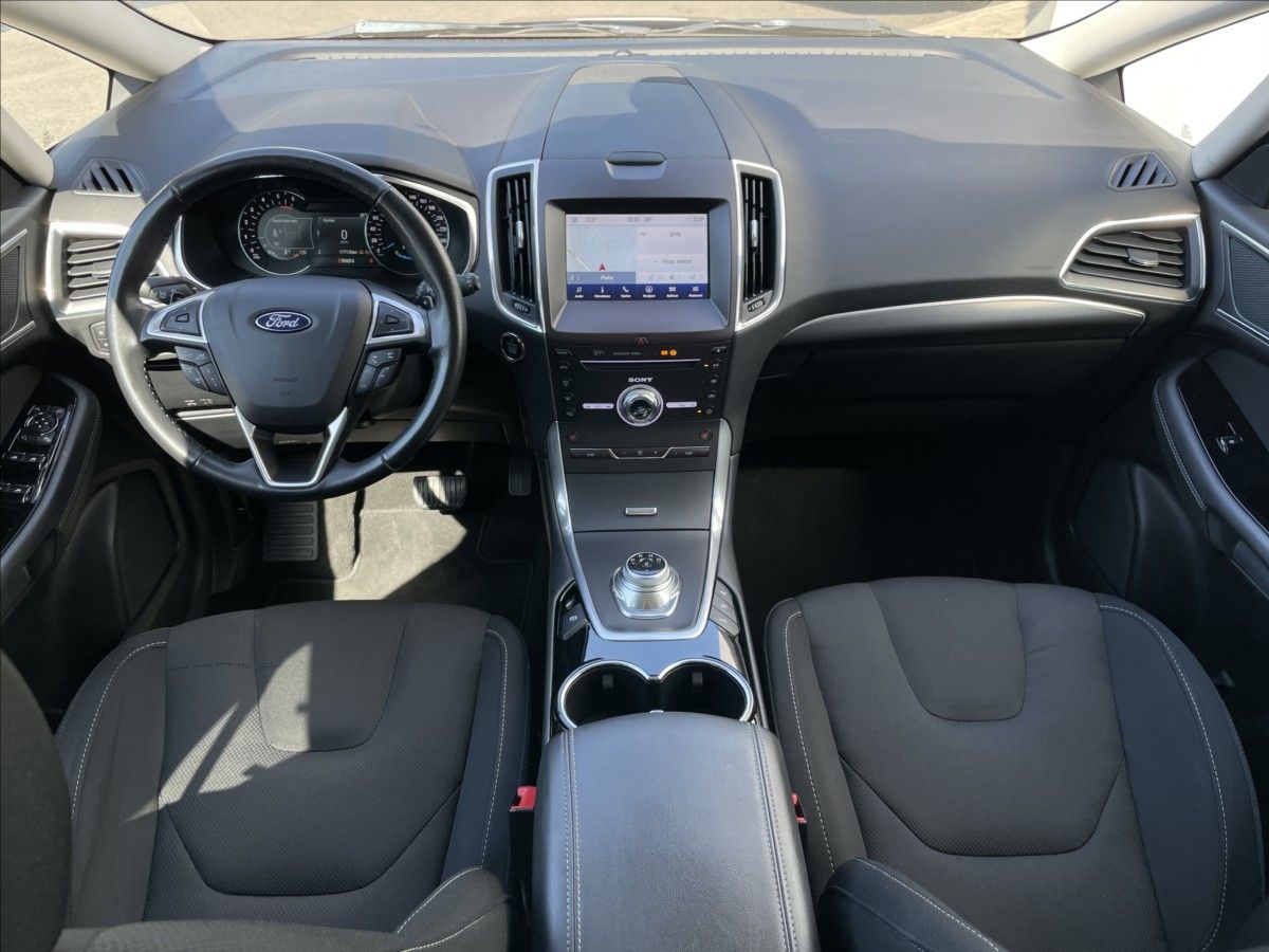 Ford S-MAX, 2,0 EcoBlue AWD A8 Titanium TZ - fotka 6