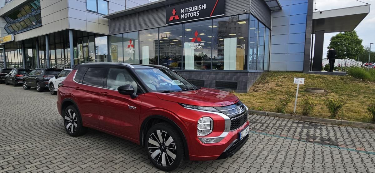 Mitsubishi Outlander, 2,4 PHEV 4x4  INSTYLE