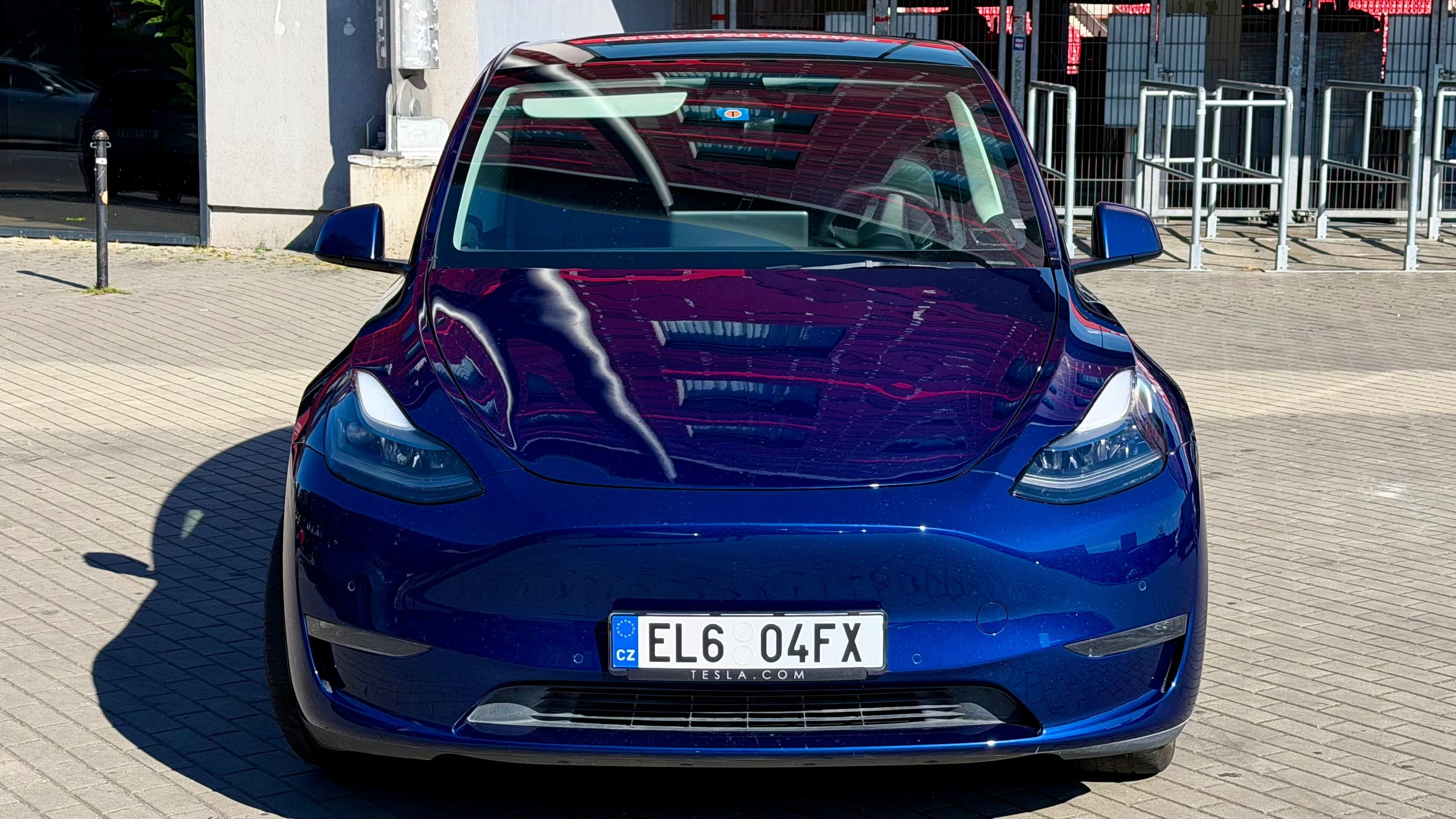Tesla Model Y, Tesla Model Y Long Range Dual