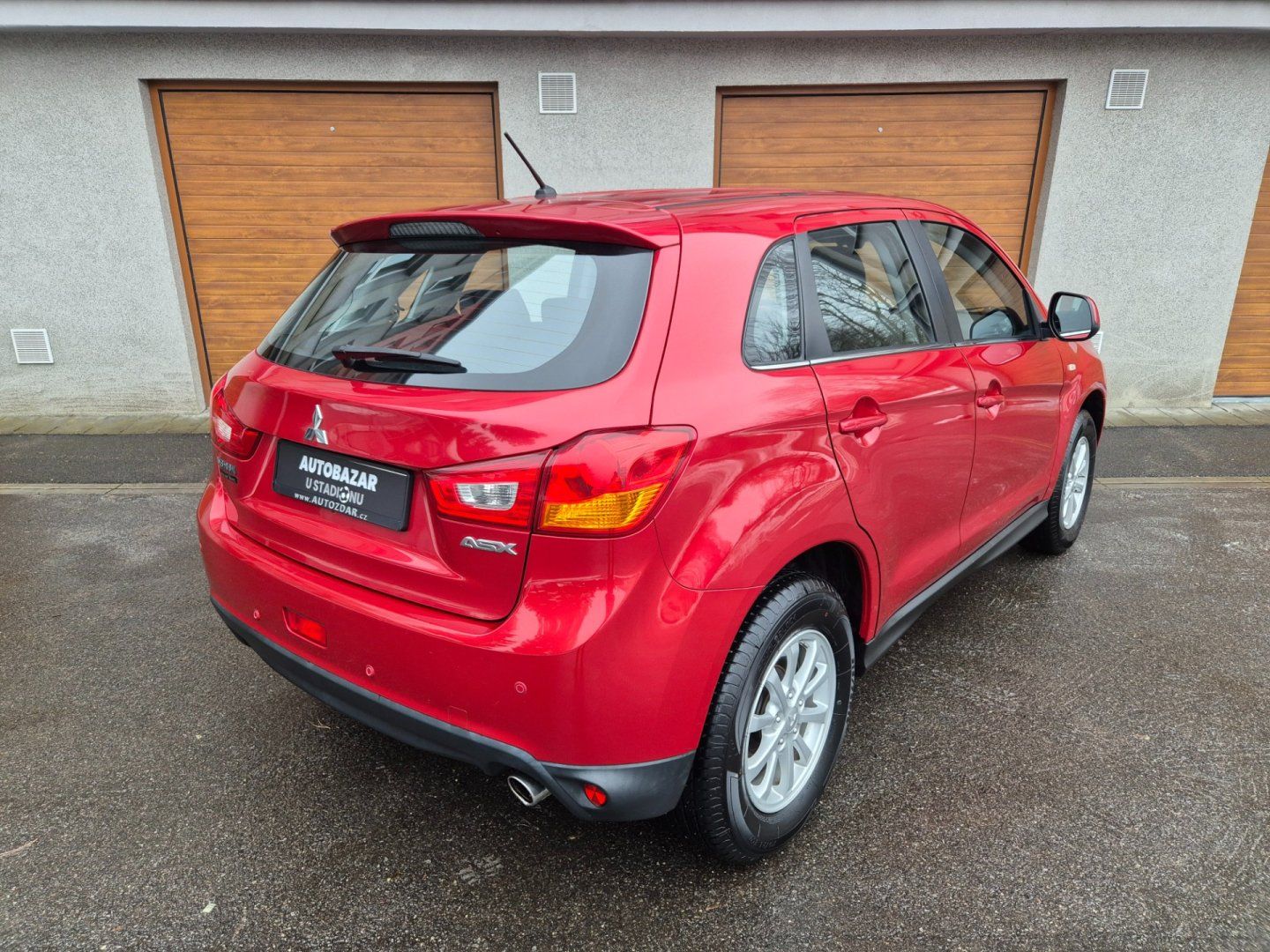 Mitsubishi ASX, 1.6i 86kW ČR 1.maj. Serv.kniha - fotka 3