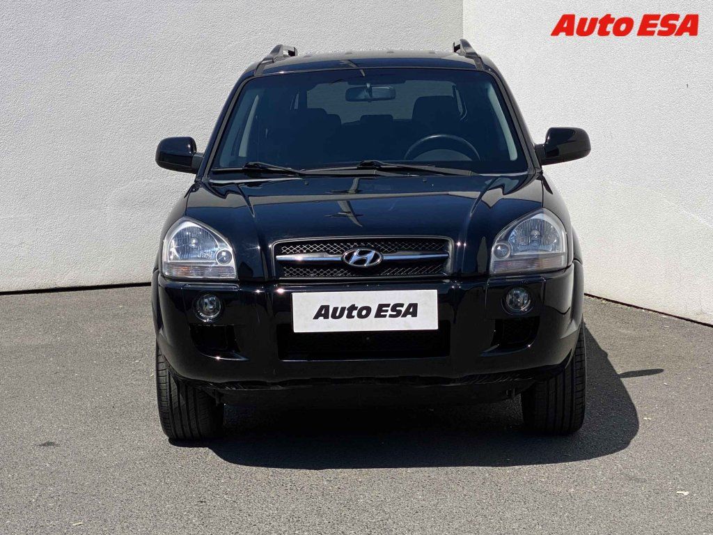 Hyundai Tucson, 2.0 - fotka 2