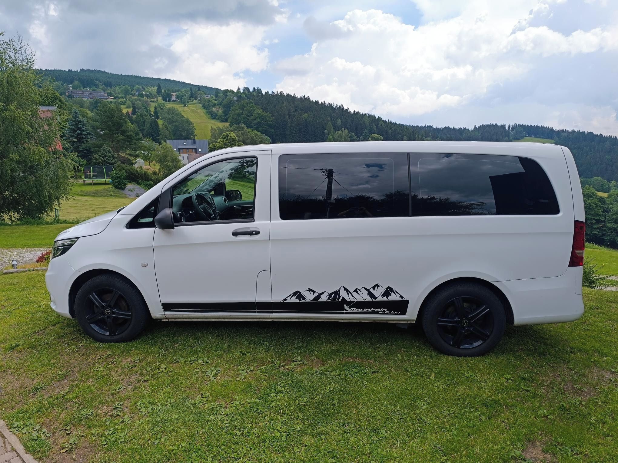 Mercedes-Benz Vito, MB Vito Tourer L - 8 míst - fotka 4